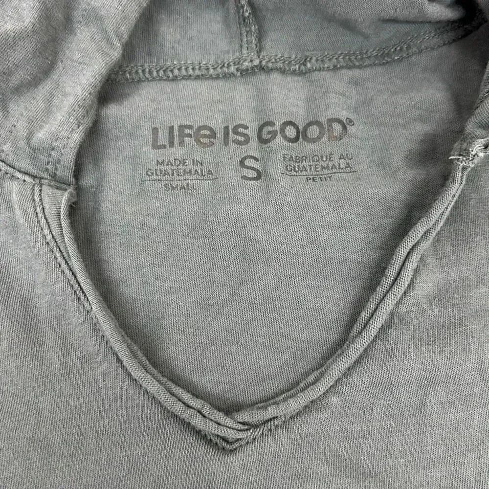 Life is Good Log On Long Sleeve Hooded Shirt - Picture 6 of 9